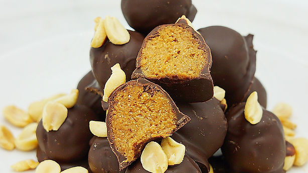 Low Fat Peanut Butter Protein Bites